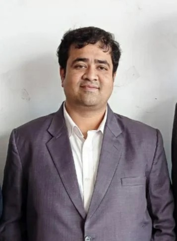 Dr. MANASH CHANDA