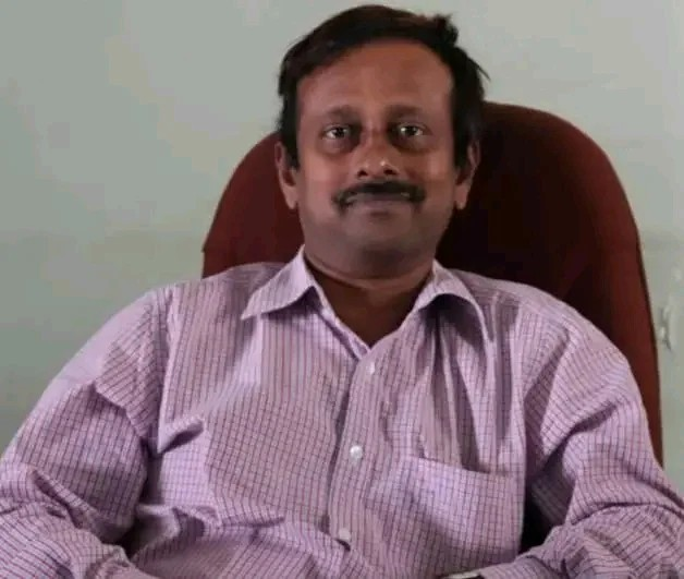 Dr. SWAPNADIP DE